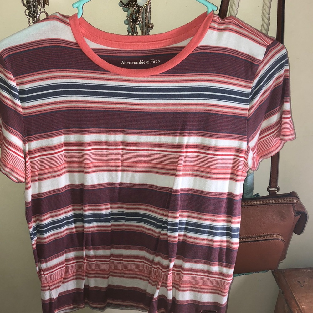 abercrombie & fitch top!!